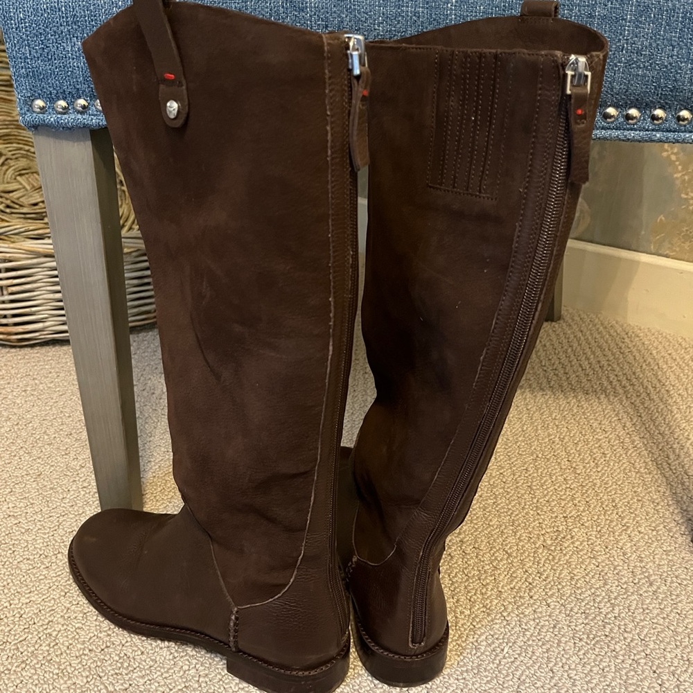 ED Ellen Degeneres Women’s leather and suede boots